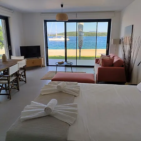 Kalyva By The Sea Nydri (Lefkada)