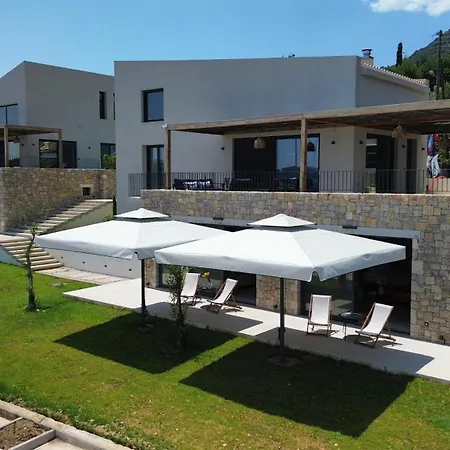 Kalyva By The Sea * Nydri (Lefkada)