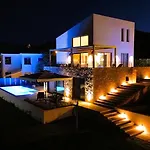 Apartment Kalyva By The Sea *
