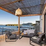 Kalyva By The Sea Apartment