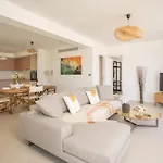 Apartment Kalyva By The Sea