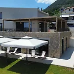 Kalyva By The Sea *