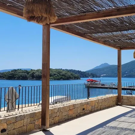 Kalyva By The Sea ニドリ