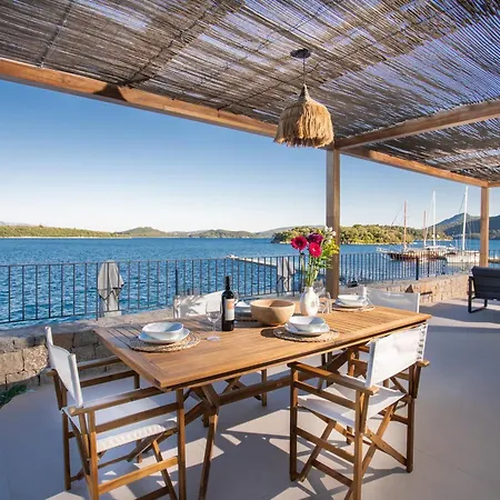 Apartment Kalyva By The Sea