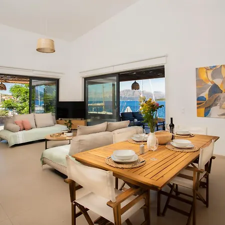 アパート Kalyva By The Sea *