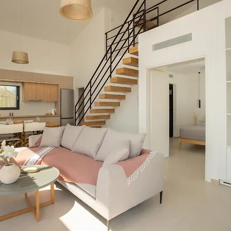 Kalyva By The Sea Apartment *