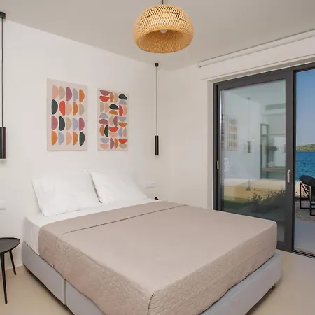 Apartment Kalyva By The Sea *