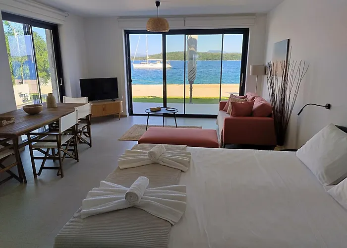 Kalyva By The Sea Nidhrion