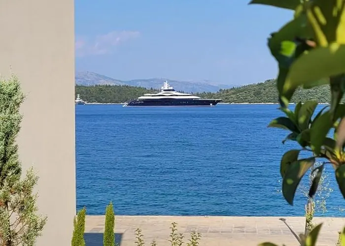 Lägenhet Kalyva By The Sea Nidhrion